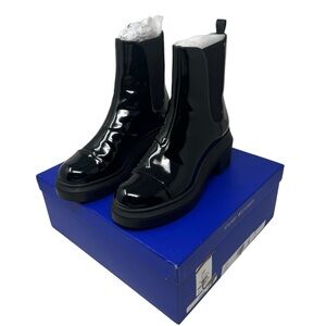 STUART WEITZMAN | Norah Chelsea Boots Black Patent Leather Heeled Pullover